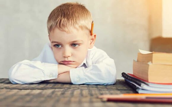 Carta de uma criança com otite média para sua professora